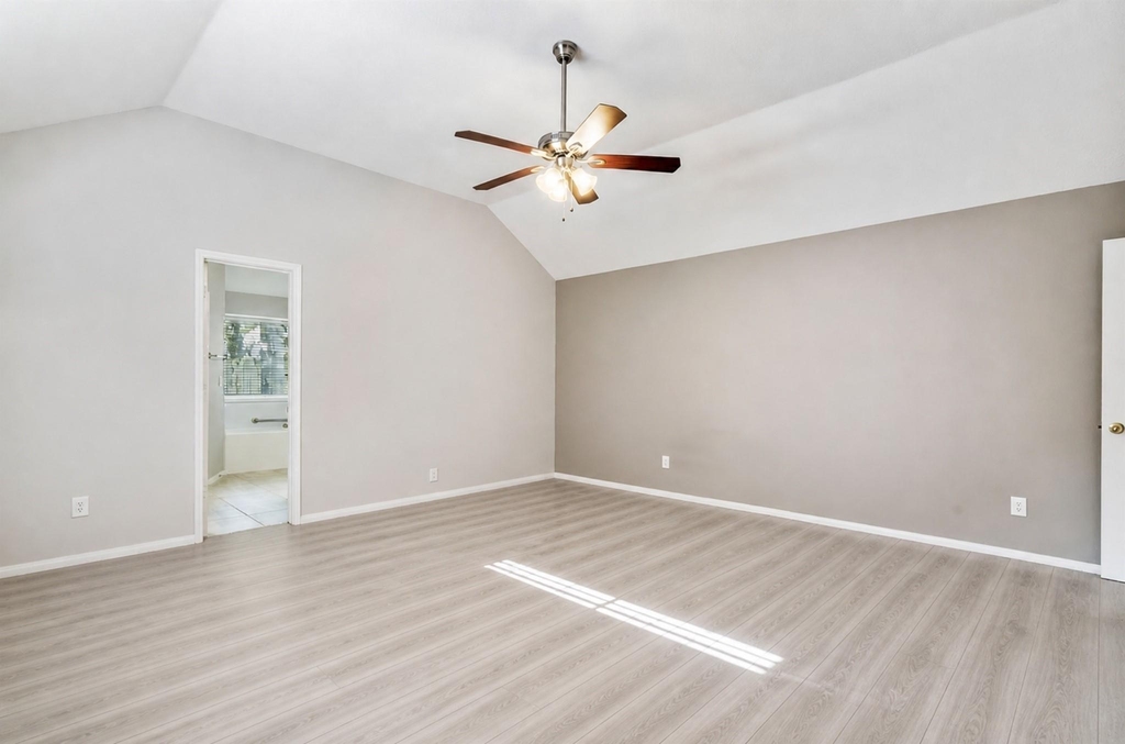 1319 Castlemist Drive - Photo 17