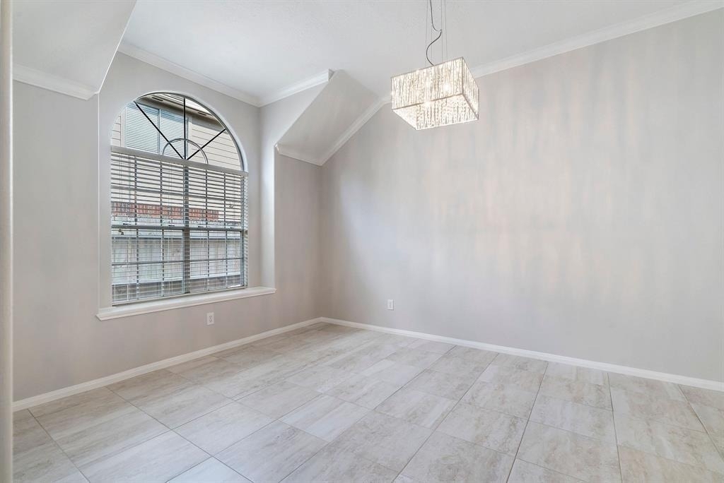 1319 Castlemist Drive - Photo 9