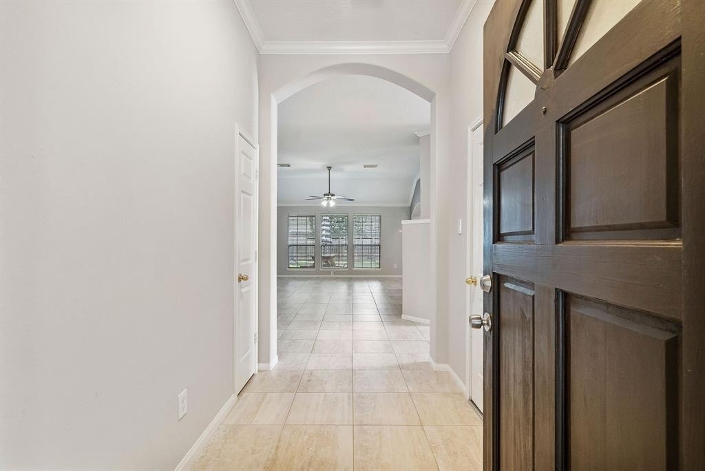 1319 Castlemist Drive - Photo 3