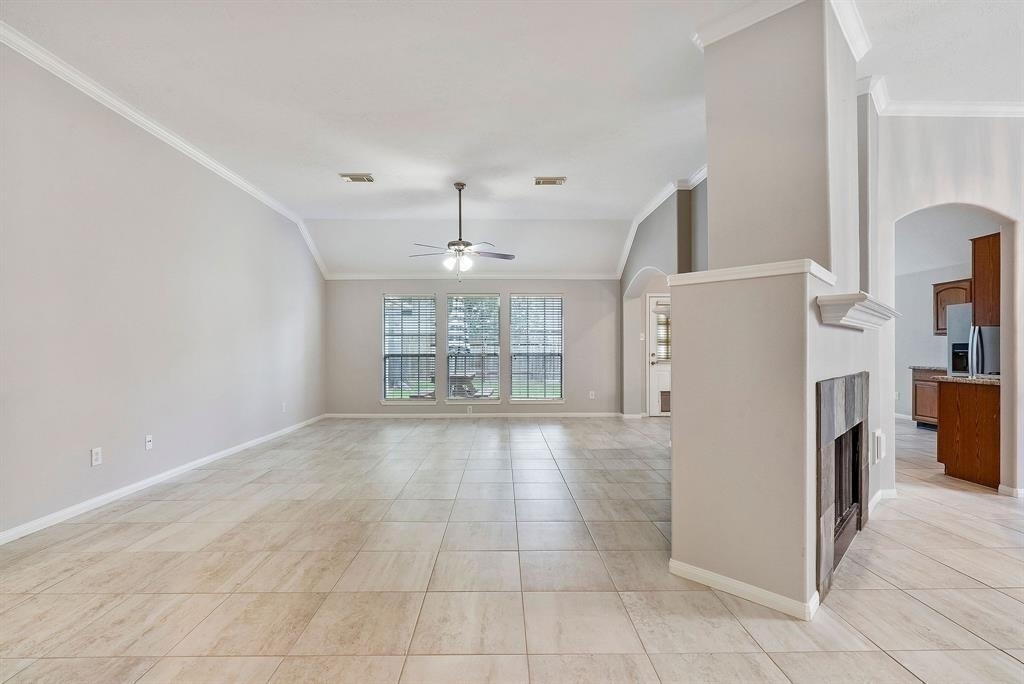 1319 Castlemist Drive - Photo 5
