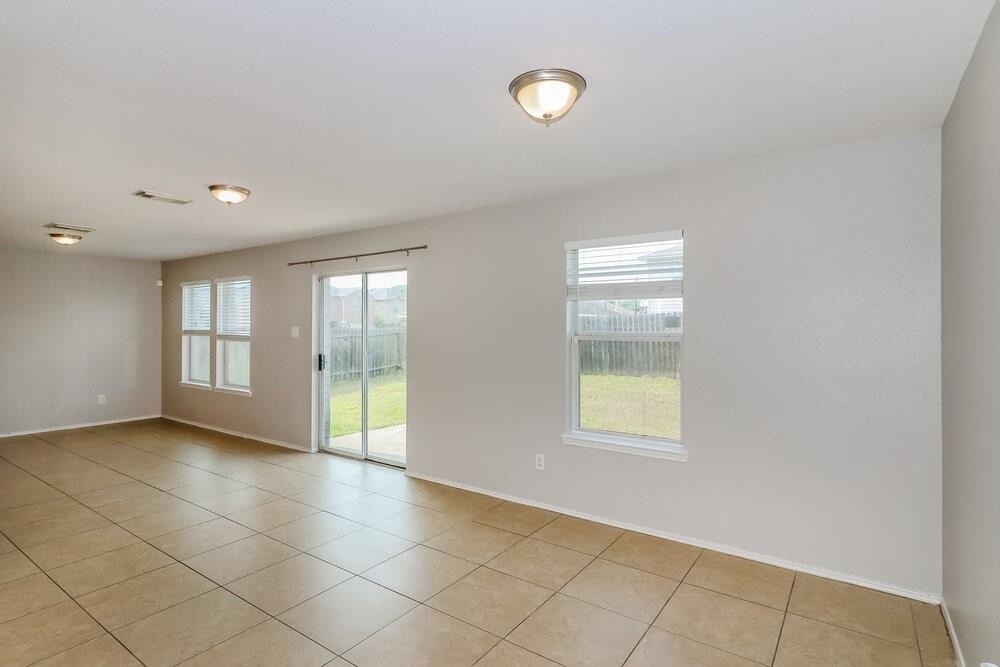 5006 Roth Forest Lane - Photo 4