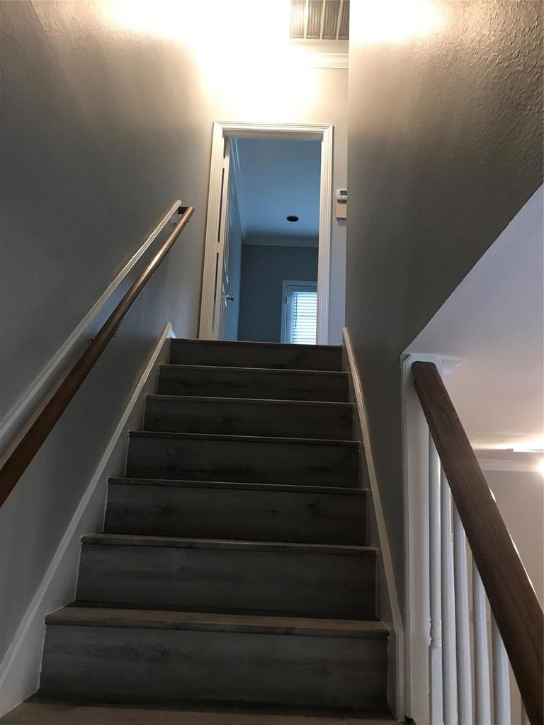 1906 Vermont Street - Photo 5
