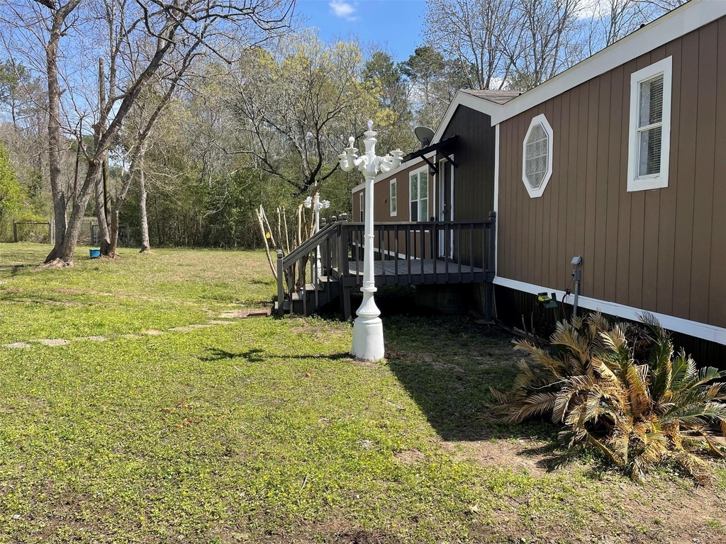 9677 Longstreet Road - Photo 2