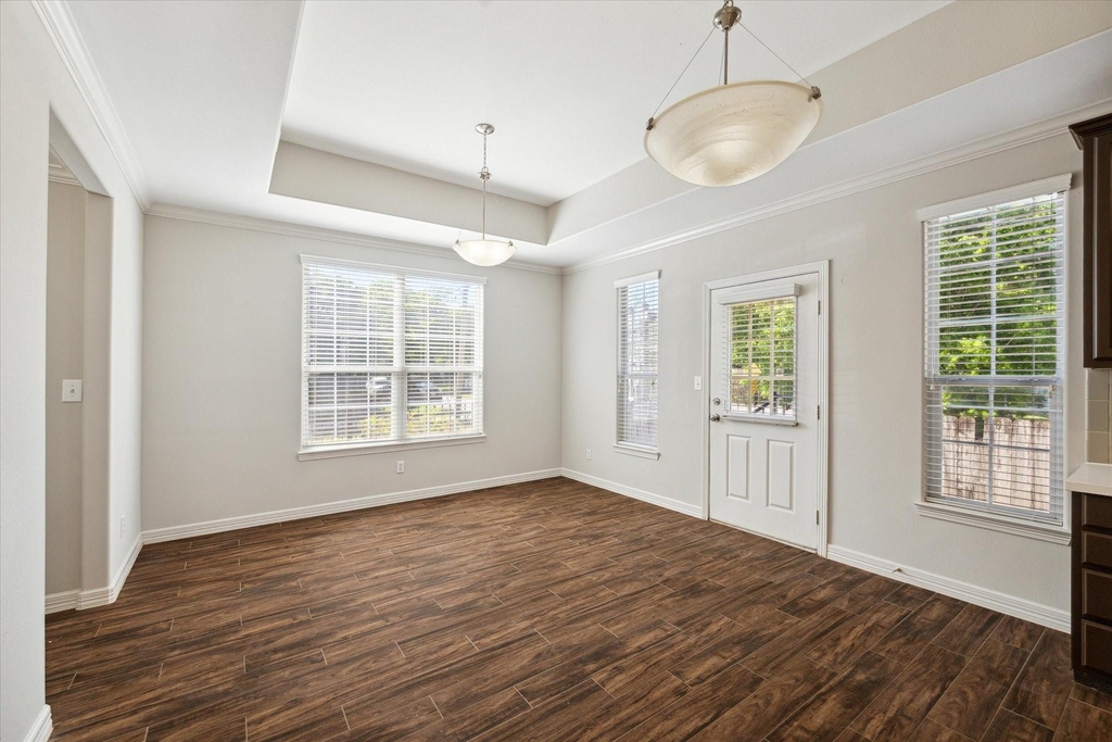 2624 Detering Street - Photo 2