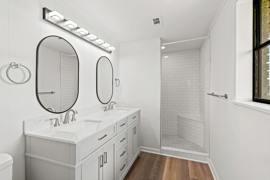 2606 Long Lane - Photo 9