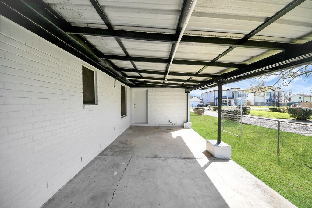 8105 Lanham Lane - Photo 29