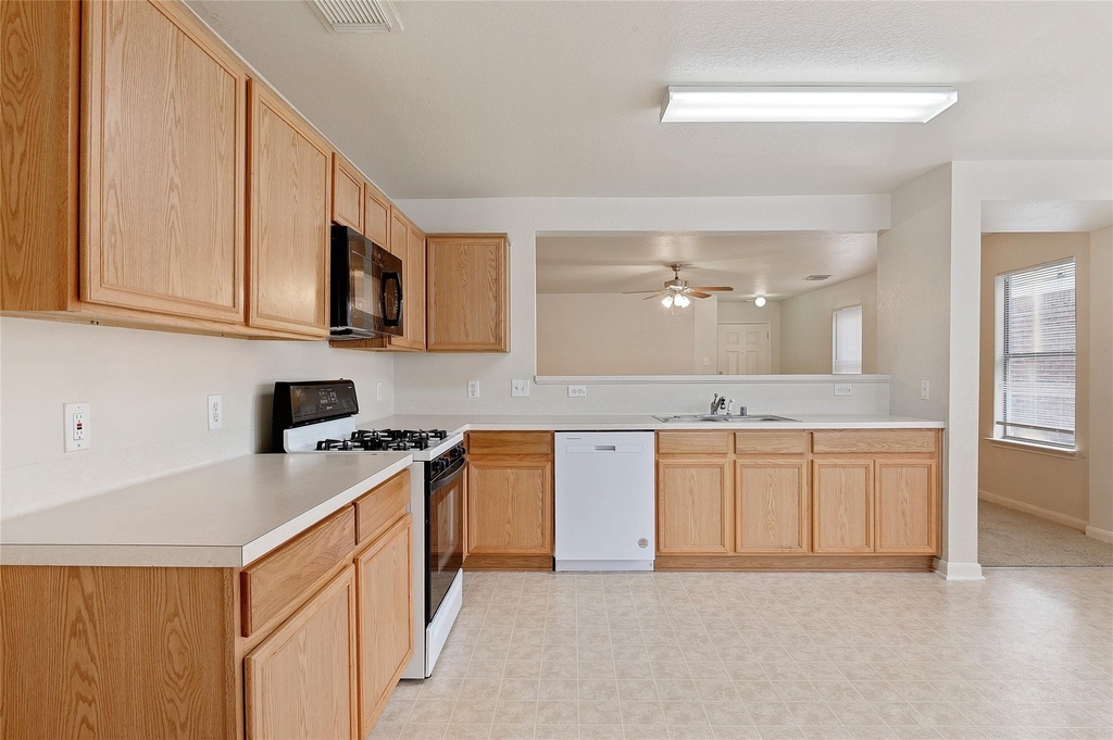 29522 Legends Stone Drive - Photo 5