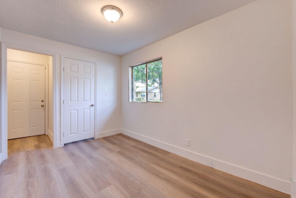 4735 Marietta Lane - Photo 19