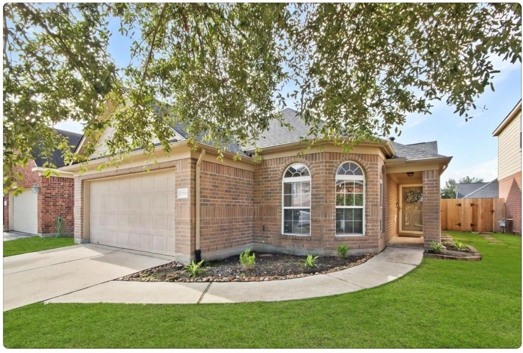 17911 Egret Lake Way - Photo 0