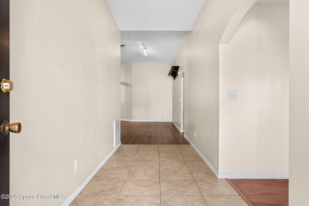 4211 Swanna Drive - Photo 6