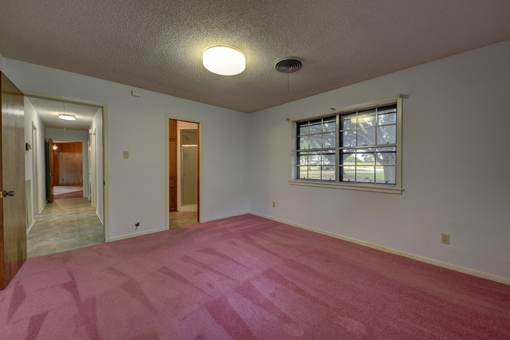 915 Farmers Road - Photo 10