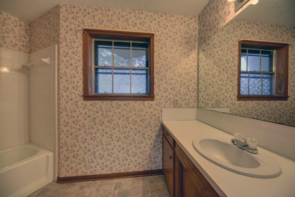 915 Farmers Road - Photo 7