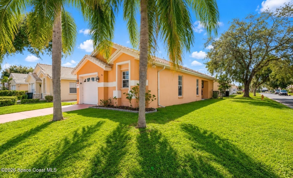1196 Goldenrod Circle Ne - Photo 1