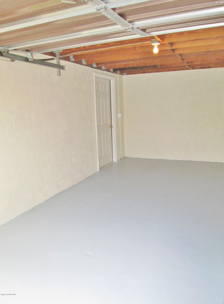 3261 Beach View Way - Photo 23