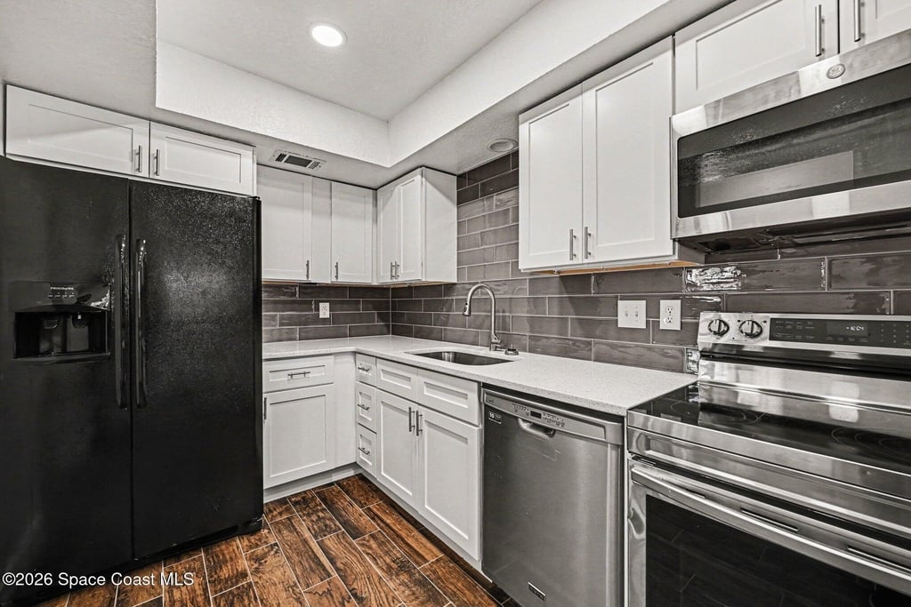 2173 Stewart Road - Photo 9
