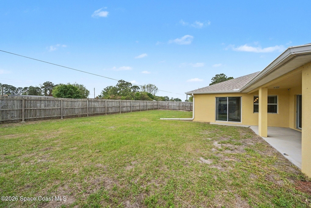 992 Coquina Street Se - Photo 3