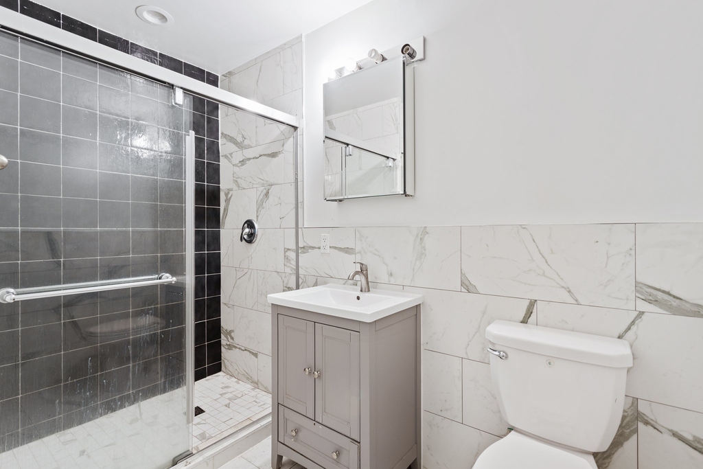 106 Fulton Street - Photo 4