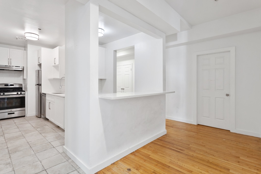 106 Fulton Street - Photo 6