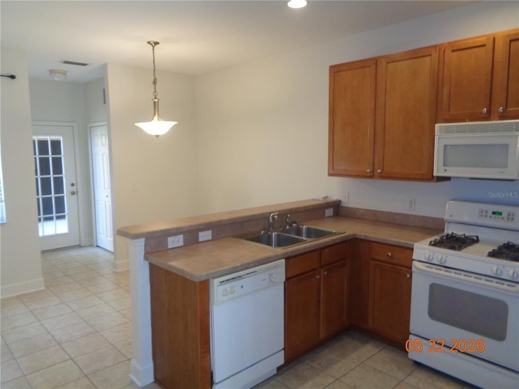210 Woodhouse Lane - Photo 11