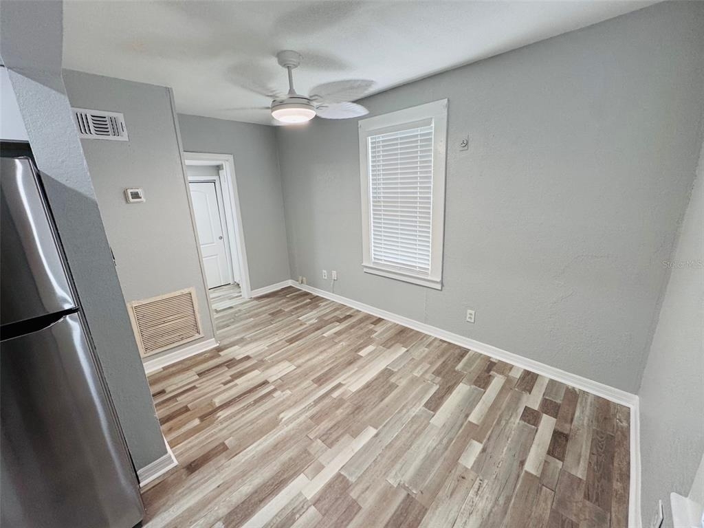 128 W North Street - Photo 3