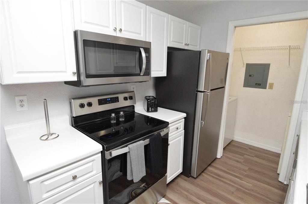 10265 Gandy Boulevard N - Photo 5