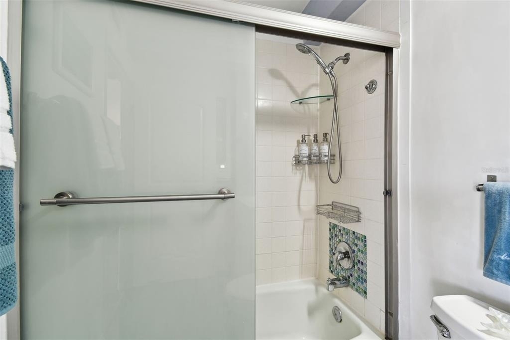 255 Dolphin Point - Photo 19
