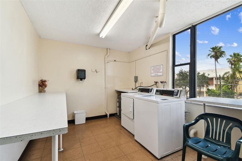 255 Dolphin Point - Photo 21