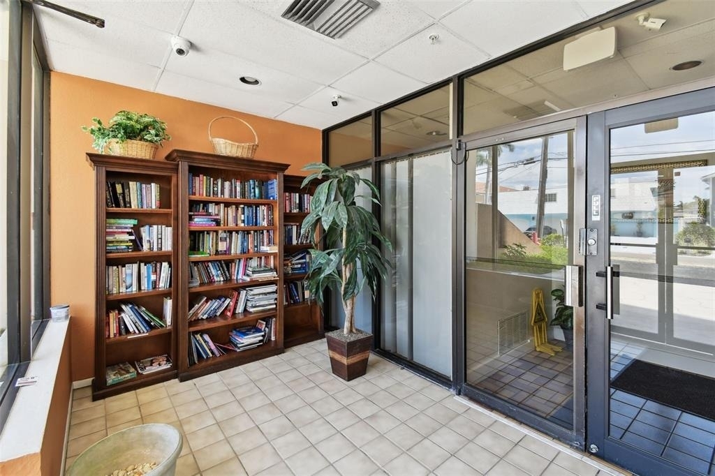255 Dolphin Point - Photo 22