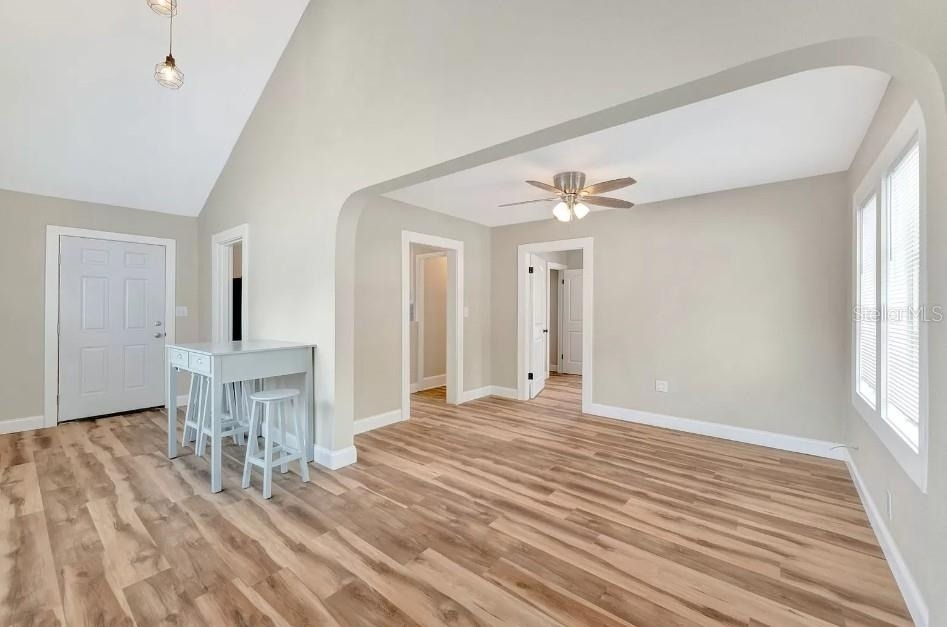 828 22nd Avenue N - Photo 3