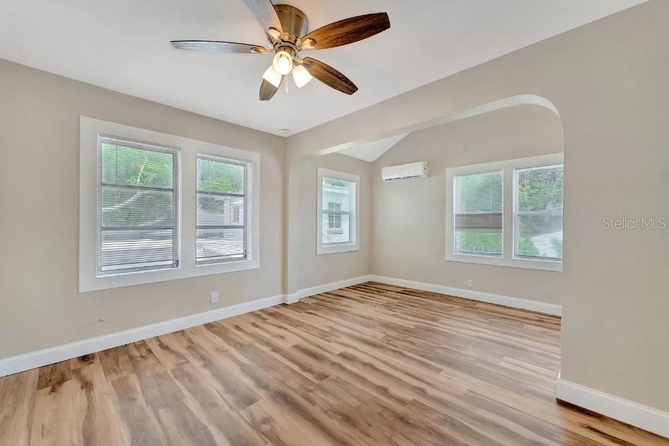 828 22nd Avenue N - Photo 5