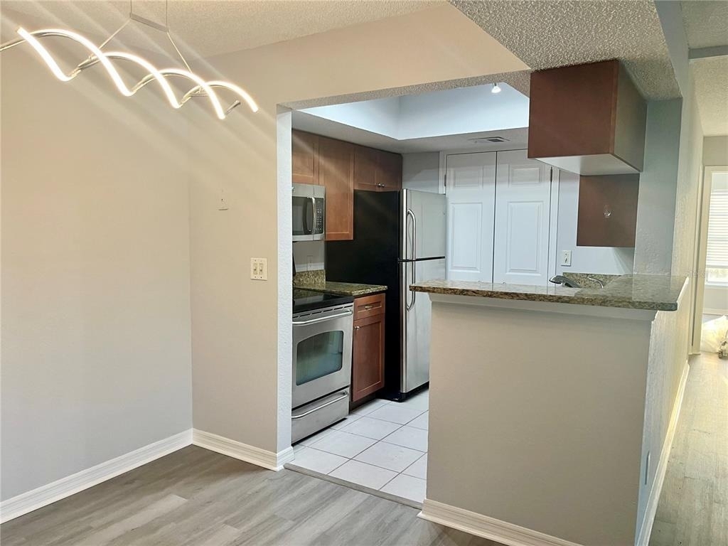 10200 Gandy Boulevard N - Photo 4