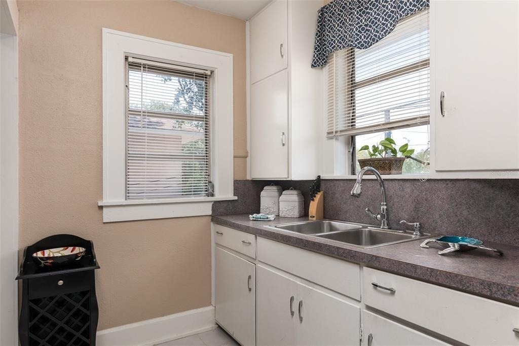 3655 N 1st (upper Unit) Avenue - Photo 9