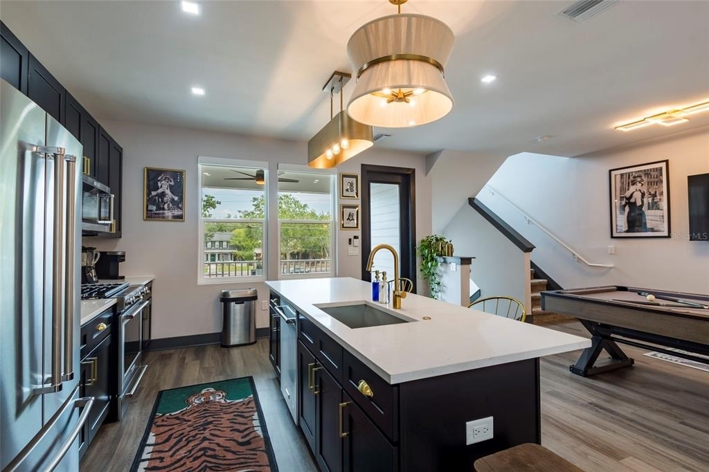 33 29th Street N - Photo 2