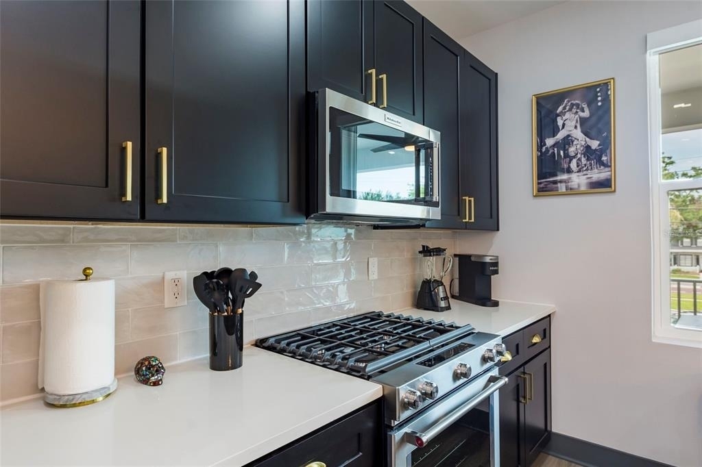 33 29th Street N - Photo 10