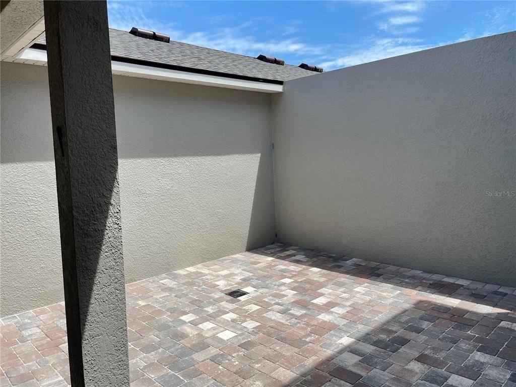 16347 Prairie School Drive - Photo 3