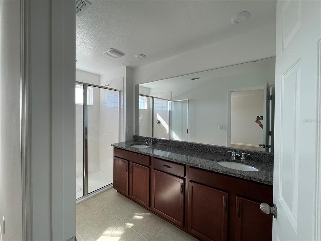 16347 Prairie School Drive - Photo 19