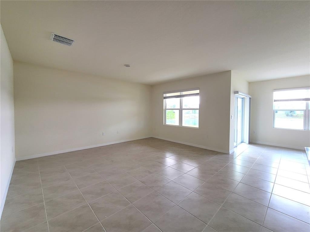 420 Noble Avenue - Photo 9