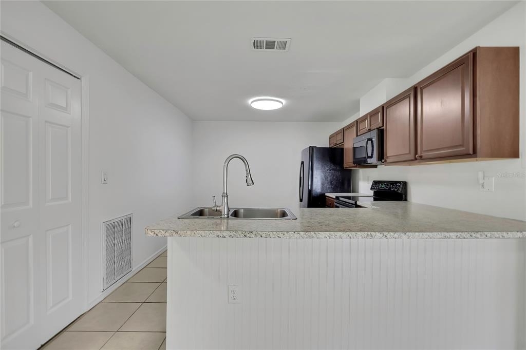 8053 Canterbury Street - Photo 5