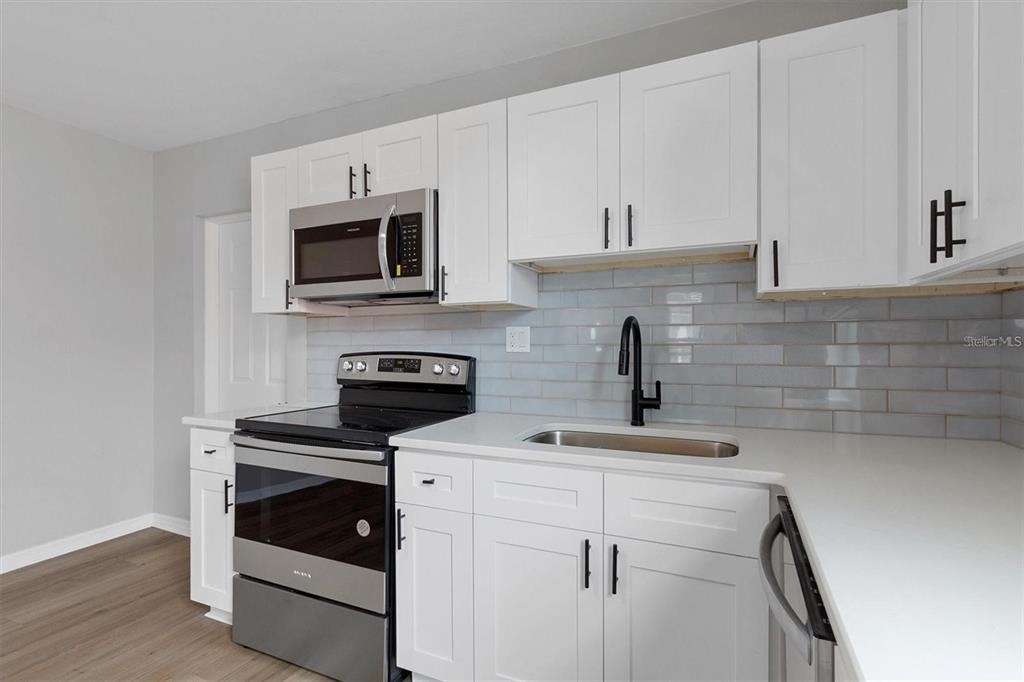 2406 E Clark Street - Photo 8