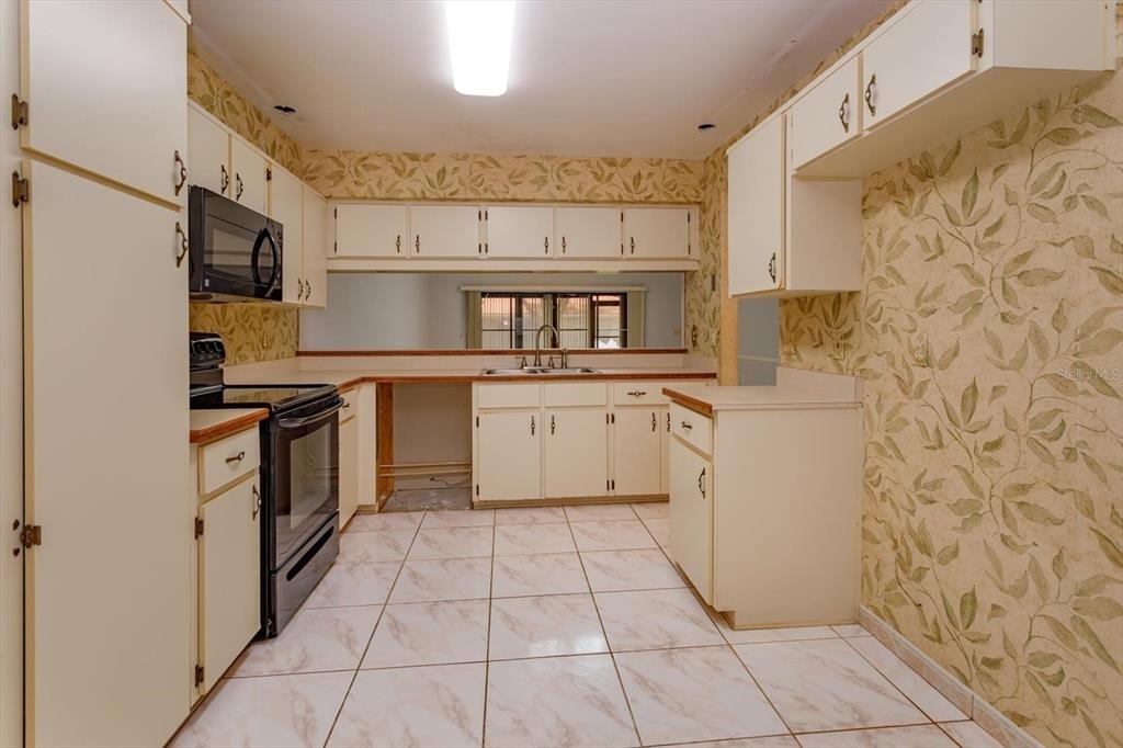 8266 Ambrose Cove Way - Photo 2