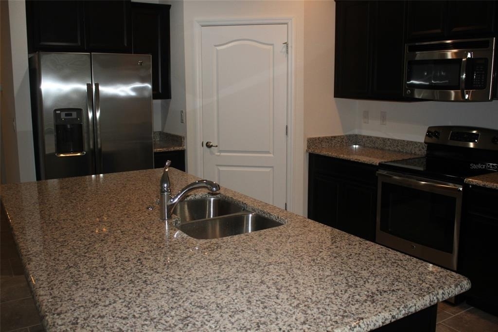 2909 Top Water Way - Photo 2