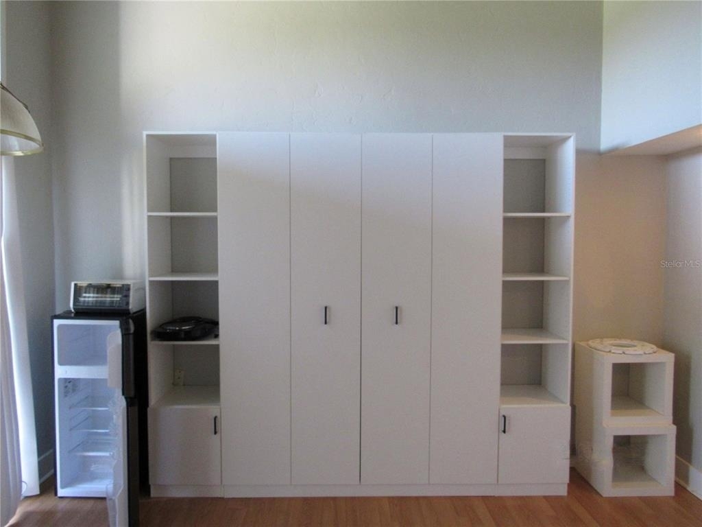157 Palm View Court - Photo 4