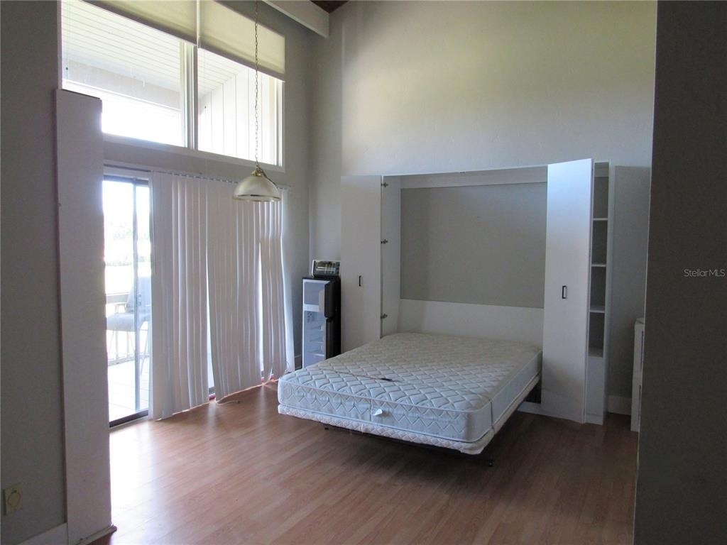 157 Palm View Court - Photo 1