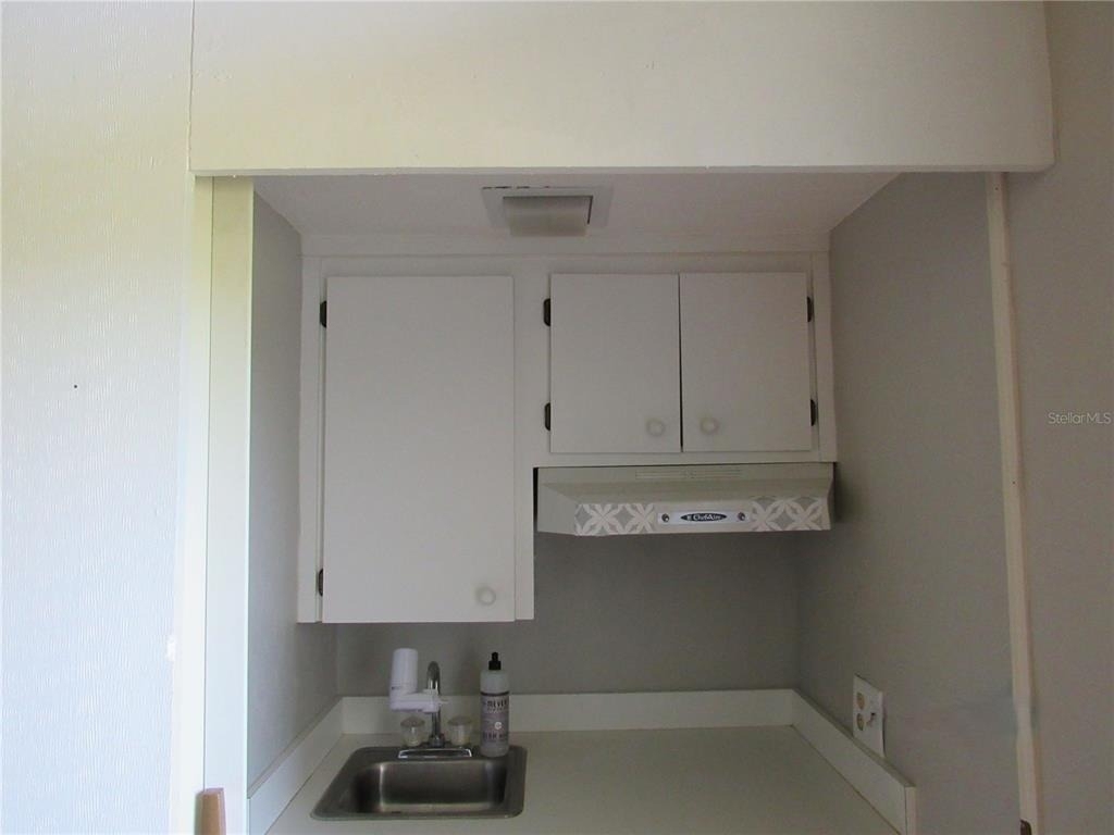 157 Palm View Court - Photo 7