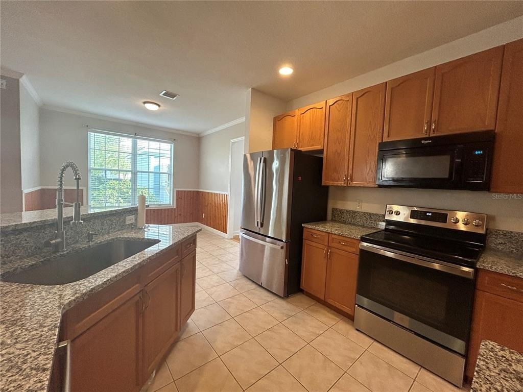2549 Twain Drive - Photo 4