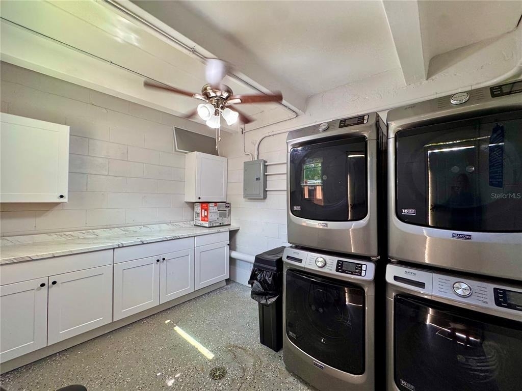 791 Lake Avenue - Photo 3