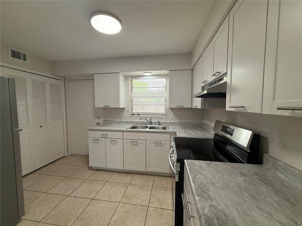 6030 Sw 12th Place - Photo 2