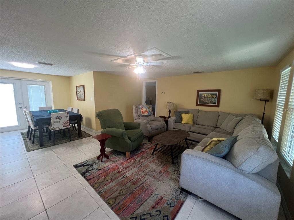 650 Hartford Drive Nw - Photo 2