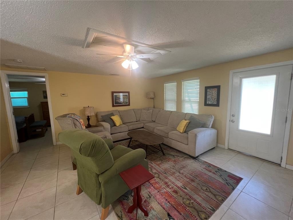 650 Hartford Drive Nw - Photo 3