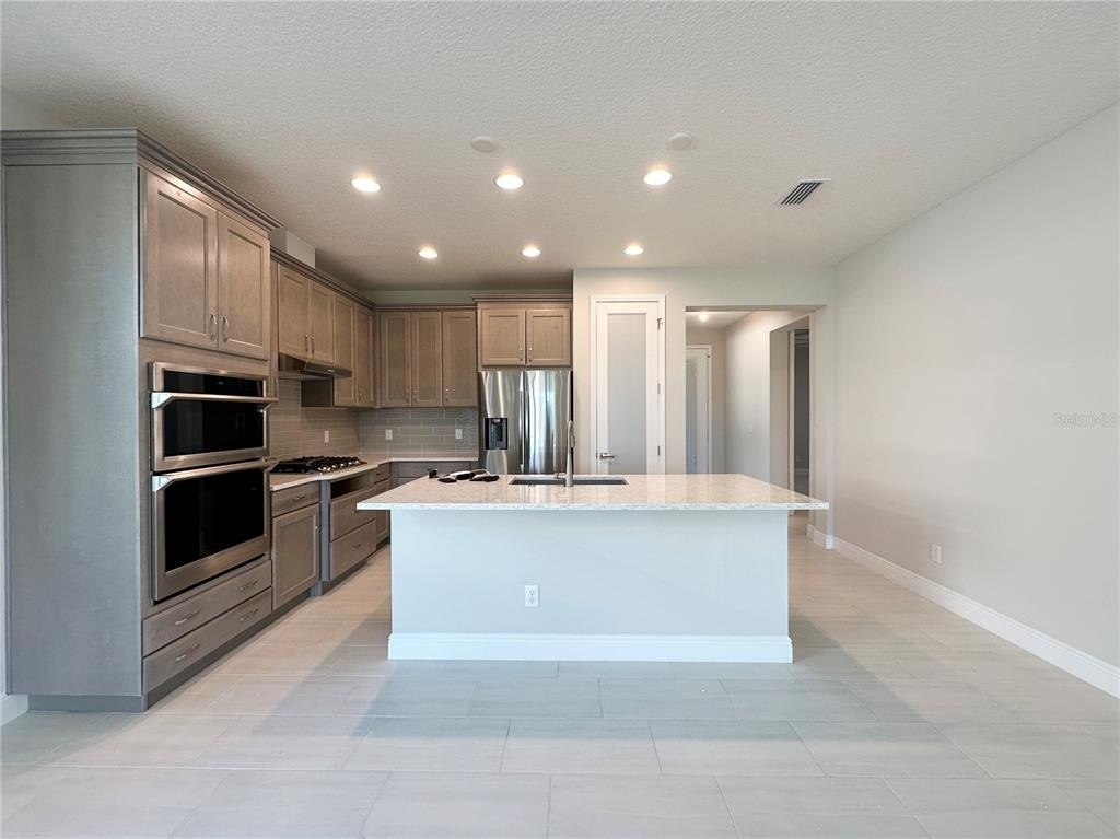 10716 Klee Avenue - Photo 4